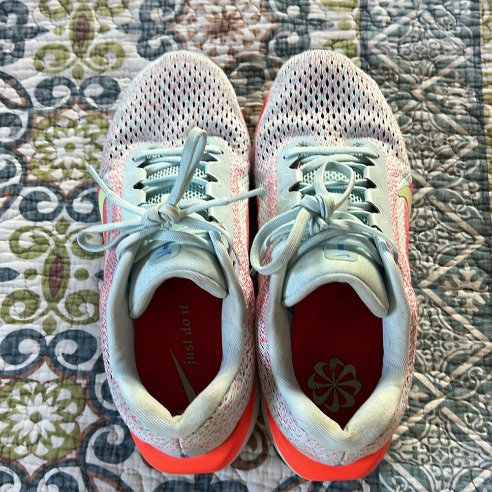Nike Winflo - 7.5 - Picture 4 of 4
